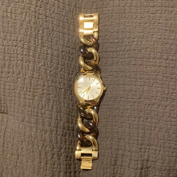 NWOT MICHAEL KORS WATCH WOMENS Michael Kors Emery Gold Pave Crystal Bracelet Watch MK4643  main image 4